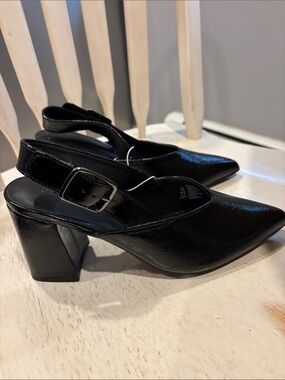 Old Navy Black Pointed Slingback Block Heel Pump NWT Size 6